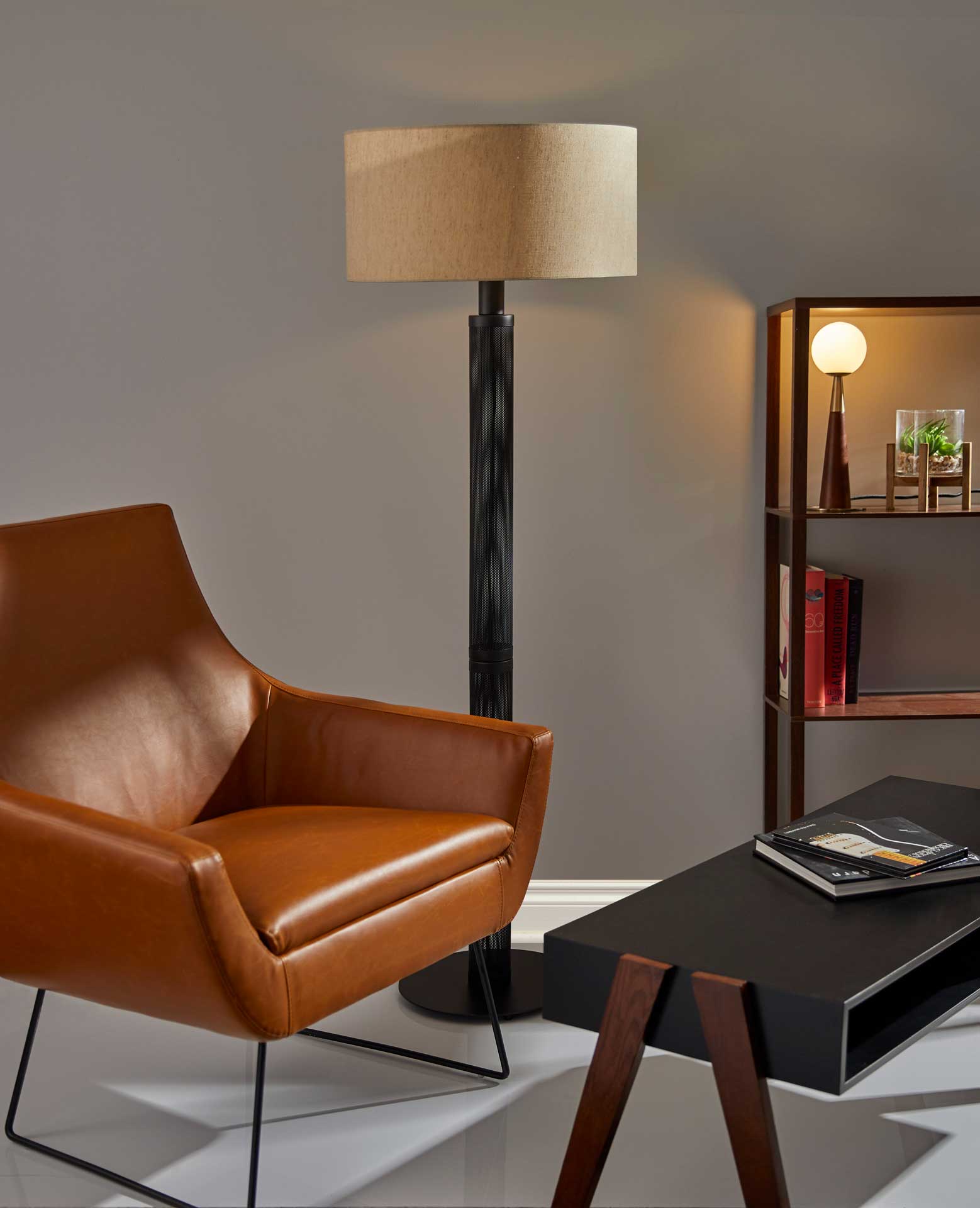Belfort Floor Lamp Black - Image 3