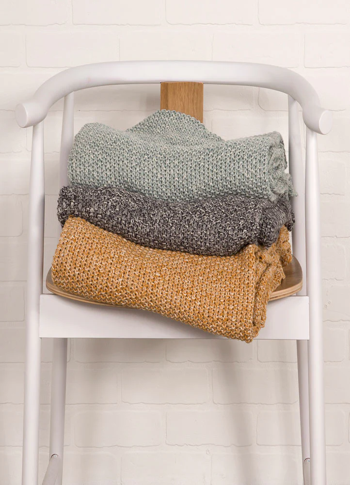Parade Blue Haze/Snow White Throw - Image 2