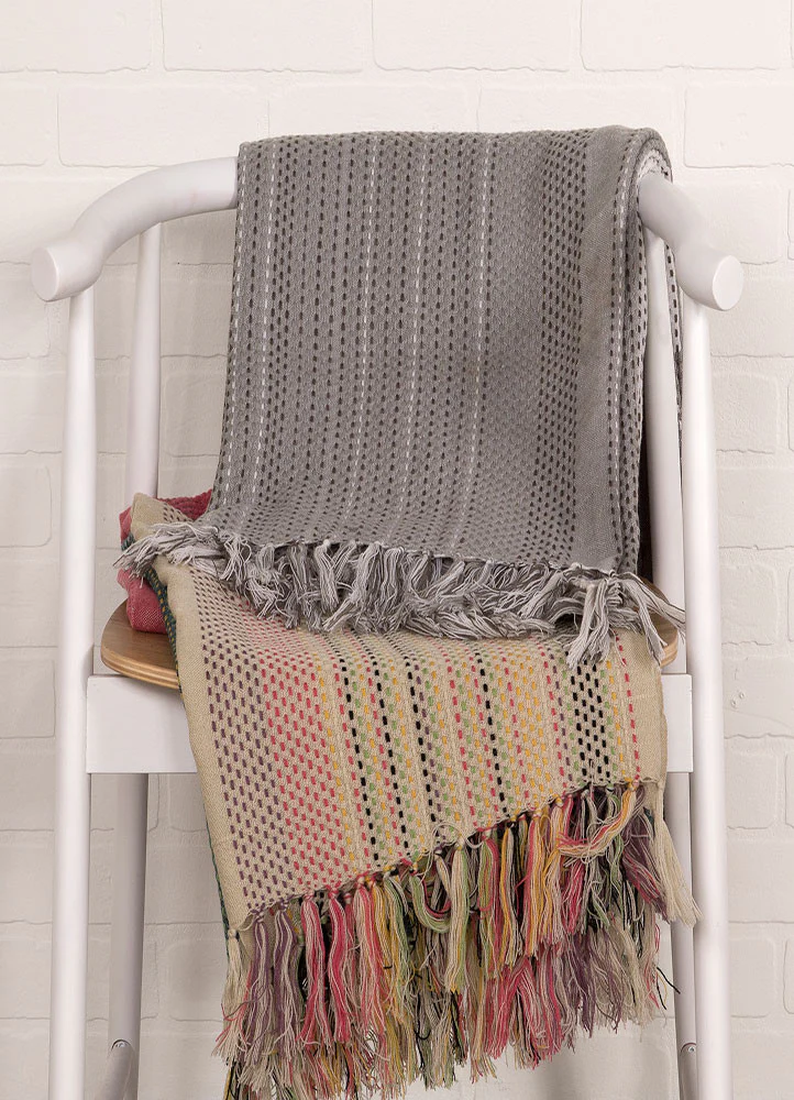 Posy Ink Blue/Holly Berry Throw - Image 2